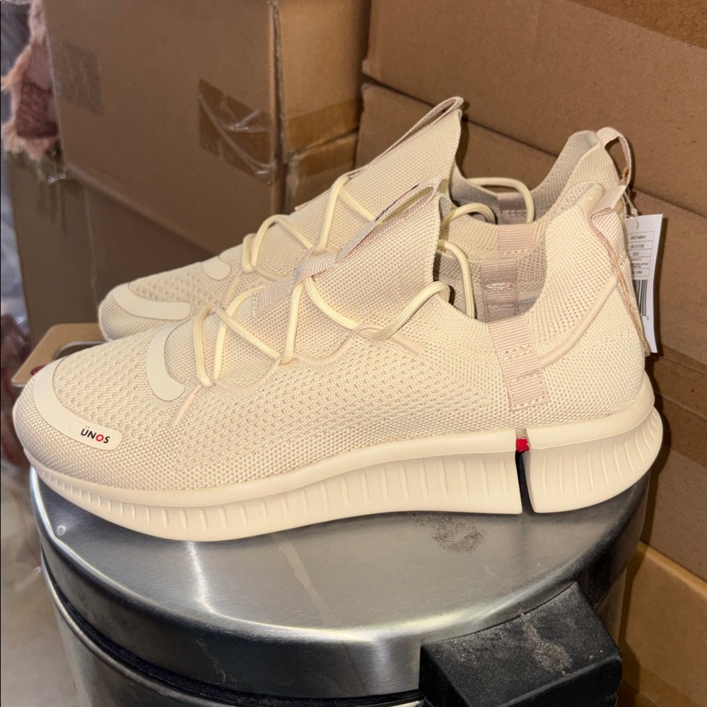 Tan tennis shoes